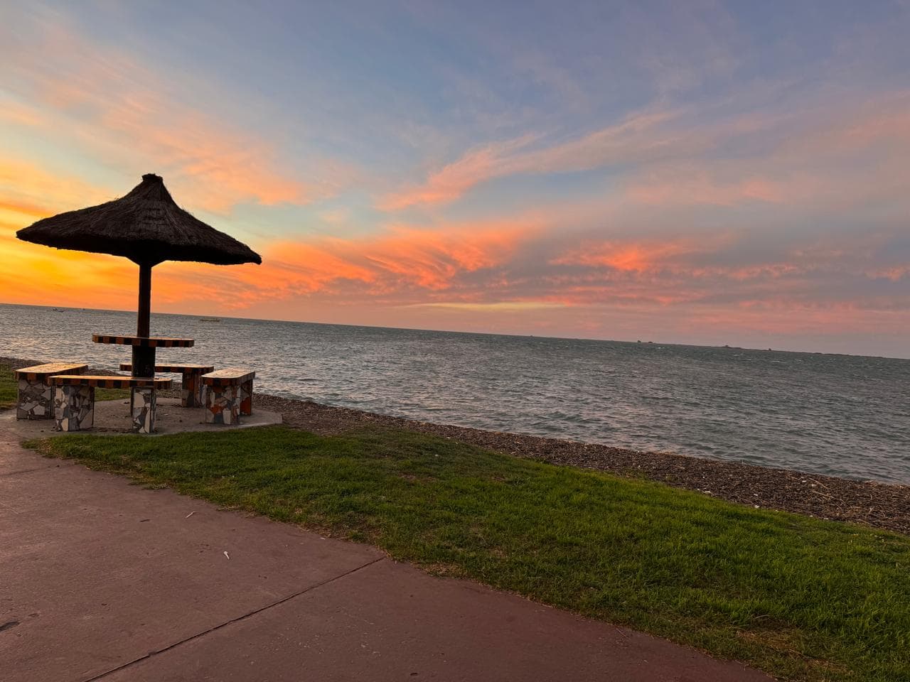 Atardecer en Bahía San Blas